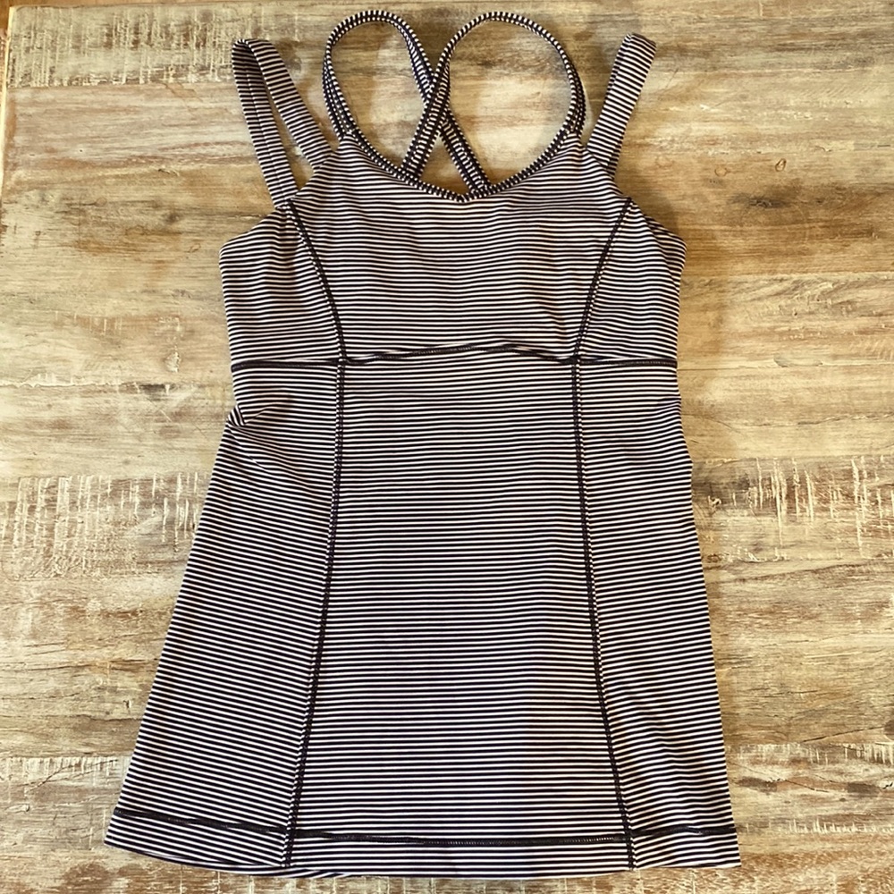 Lululemon tank EUC